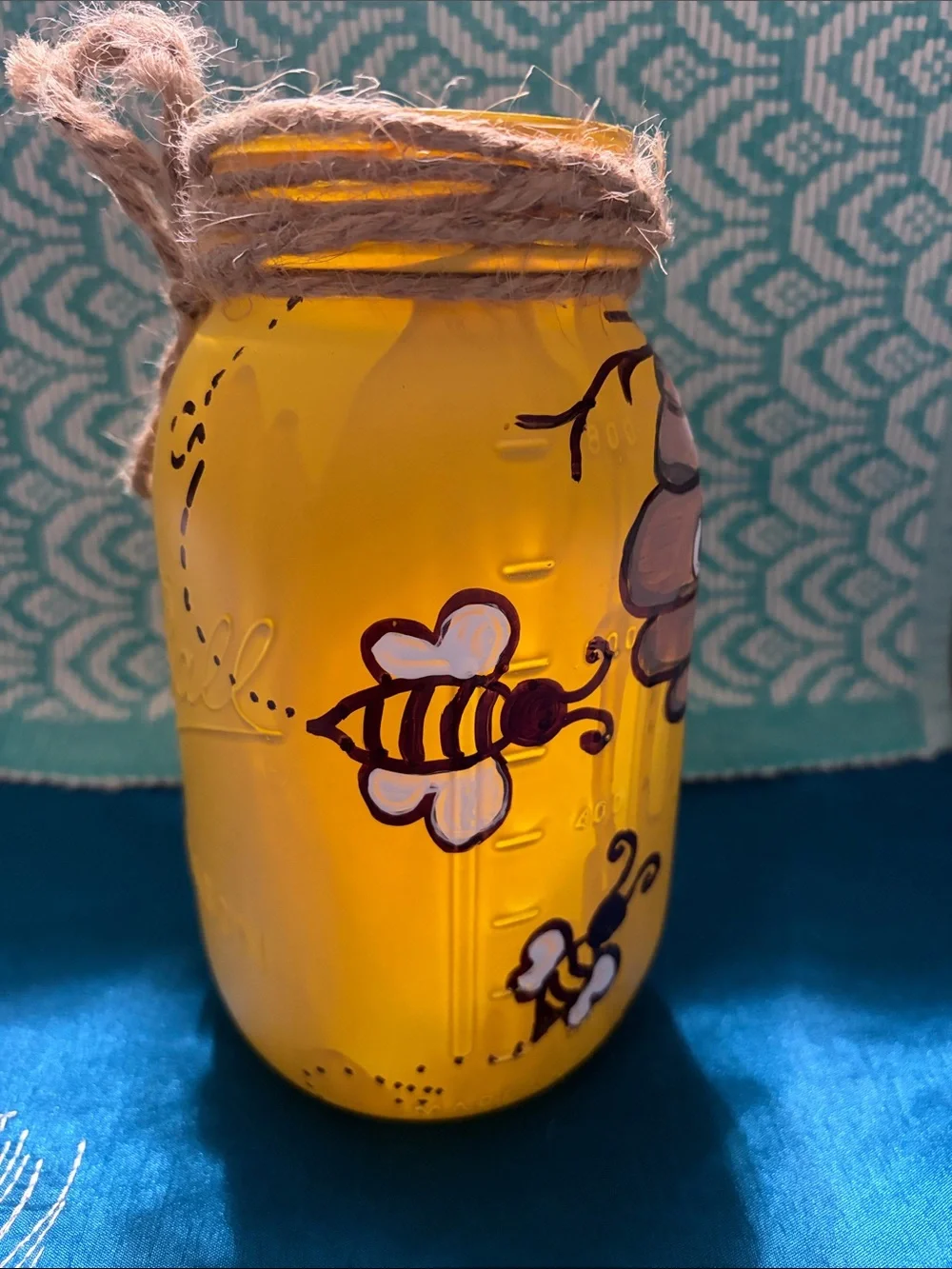 Hand-Painted Yellow Bee Mason Jar Vase with Jute Rope